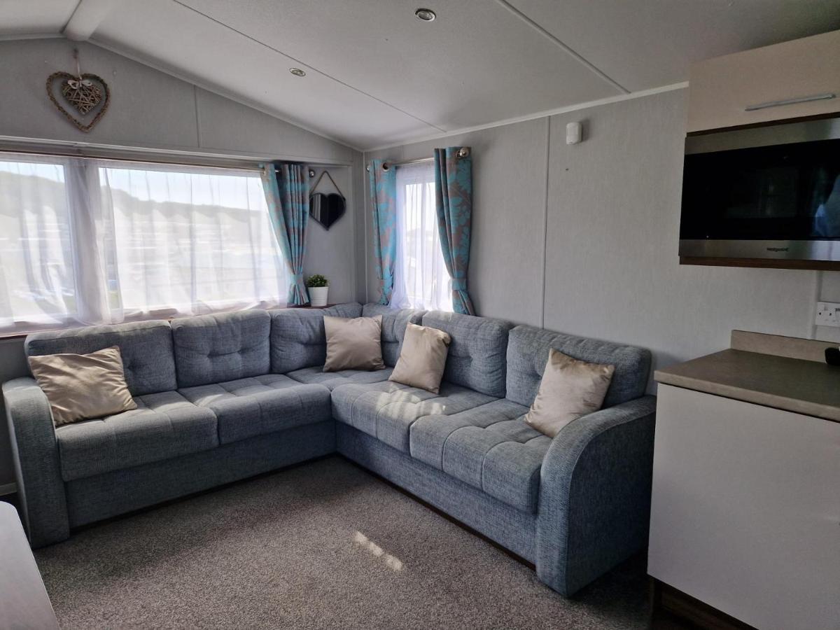 فندق The Fleet Retreat Wyke Regis المظهر الخارجي الصورة